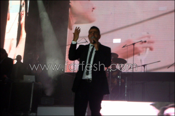 بالصور.. مسلسلات اون لاين يرصد عمرو دياب في ثاني حفلاته خلال أسبوع واحد! صورة رقم 11