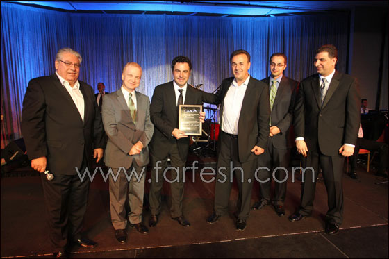 شهادة تقديرية للحلاني من حاكم مقاطعة Wayne صورة رقم 4 شهادة تقديرية للحلاني من حاكم مقاطعة Wayne صورة رقم 4