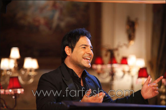 عاصي الحلاني: رسالتي الفنية انسانية وشخصيتي طبيعية في the voice صورة رقم 9