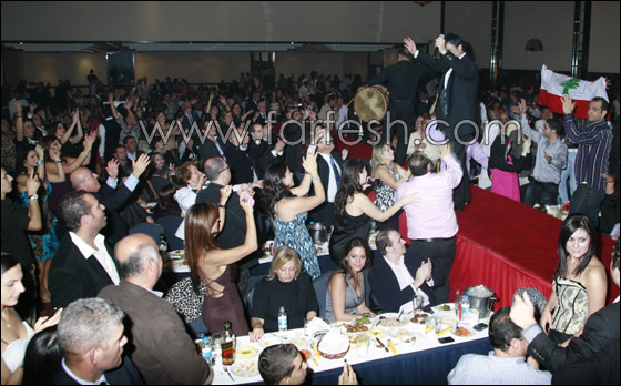 عاصي الحلاني، من فنزويللا الى البرازيل مع أطيب النجاحات! صورة رقم 4 عاصي الحلاني، من فنزويللا الى البرازيل مع أطيب النجاحات! صورة رقم 4