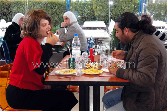 بعد 15 عاما.. أيمن زيدان يعود إلى يوميات مدير عام صورة رقم 3 بعد 15 عاما.. أيمن زيدان يعود إلى يوميات مدير عام صورة رقم 3