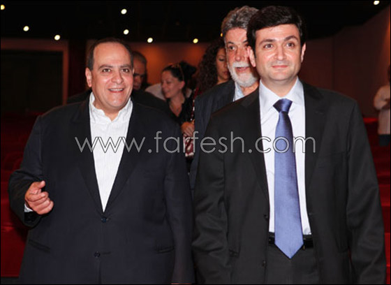 وزير الثقافة اللبناني يفاجئ فريق عمل وزير الثقافة اللبناني يفاجئ فريق عمل