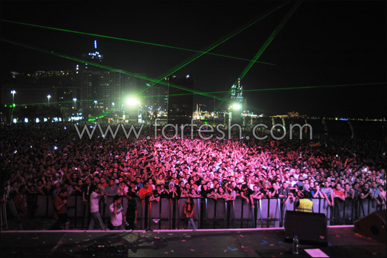 فارس كرم يختتم حفلات فارس كرم يختتم حفلات