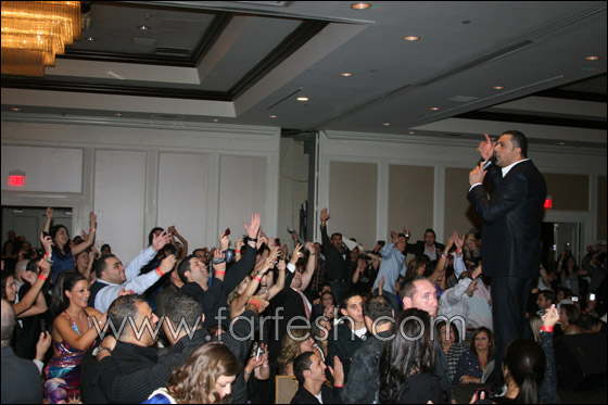 فارس كرم يتألق مع الجالية العربية في اميركا!! صورة رقم 2 فارس كرم يتألق مع الجالية العربية في اميركا!! صورة رقم 2