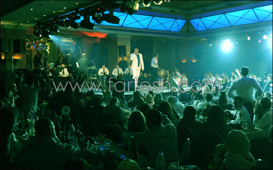 النجم فارس كرم يحيي أنجح حفلات رأس السنة! صورة رقم 4 النجم فارس كرم يحيي أنجح حفلات رأس السنة! صورة رقم 4