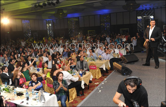 النجم فارس كرم يحيي حفلات ناجحة في ليالي عيد الفطر!!   صورة رقم 4