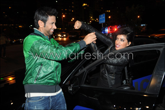 بالصور، أغنيتي الشرطة والإشارة في كليب واحد! صورة رقم 15 بالصور، أغنيتي الشرطة والإشارة في كليب واحد! صورة رقم 15