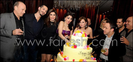 هيفا تحتفل بعيد ميلادها مع أصدقائها بعيدا عن المصوّرين!    صورة رقم 1