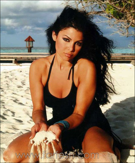 لماذا توجهت  هيفاء وهبي الى طبيب الاسنان؟!  صورة رقم 4