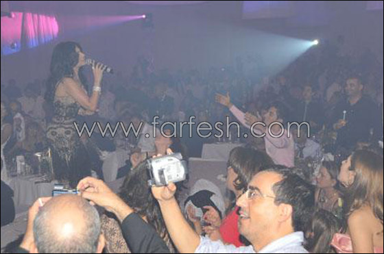 هيفاء وهبي تتألق في ليلة تونسية بباقة من أجمل أغانيها! صورة رقم 6 هيفاء وهبي تتألق في ليلة تونسية بباقة من أجمل أغانيها! صورة رقم 6