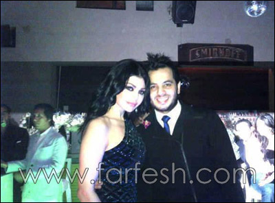 هيفاء وهبي تحتفل بعيد ميلادها مع الاصدقاء وسط اجواء من الفرح!  صورة رقم 17