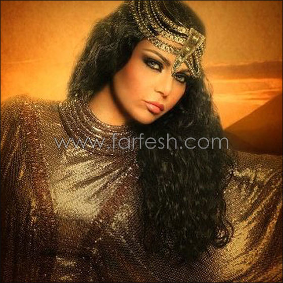 هيفاء وهبي تشكو من آلام بالقدم وتقول: اللعنة على الكعوب! صورة رقم 14 هيفاء وهبي تشكو من آلام بالقدم وتقول: اللعنة على الكعوب! صورة رقم 14