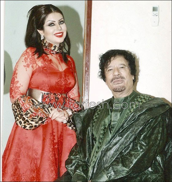 صورة حليمة بولند بجانب القذافي تثير الجدل!   صورة رقم 1