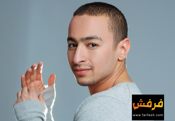 فنانون مصريون يسعون لتوثيق ثورة 25 يناير في غينيس!!  صورة رقم 22