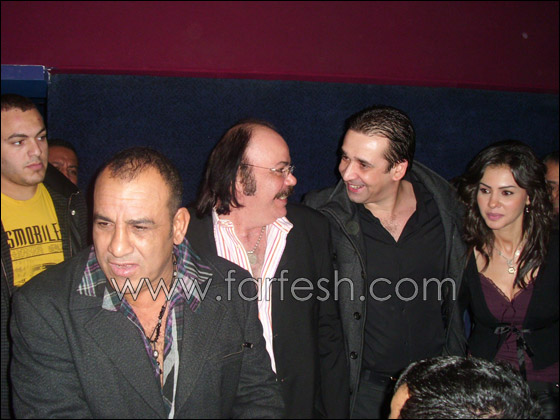 مسلسلات اون لاين يحتفل مع كريم عبد العزيز بعرض فيلمه فاصل ونعود صورة رقم 12 مسلسلات اون لاين يحتفل مع كريم عبد العزيز بعرض فيلمه فاصل ونعود صورة رقم 12