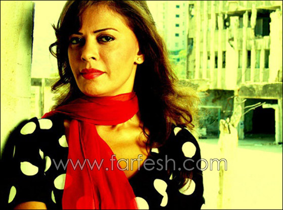 كارمن لبّس: والدي كان يعتقد أن الفن عيب ورفض فكرة عملي بالفن! صورة رقم 4 كارمن لبّس: والدي كان يعتقد أن الفن عيب ورفض فكرة عملي بالفن! صورة رقم 4