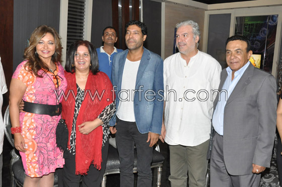 بالصور.. ليلى علوي تحتفل بنجاح بالصور.. ليلى علوي تحتفل بنجاح