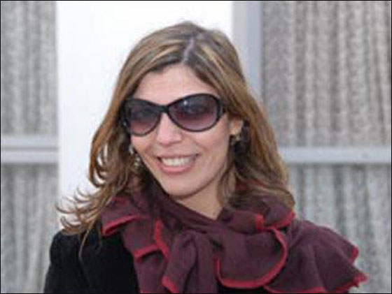 ممثلة مغربية تتعرى في عرض مسرحي لعرب بلجيكا!! صورة رقم 5 ممثلة مغربية تتعرى في عرض مسرحي لعرب بلجيكا!! صورة رقم 5