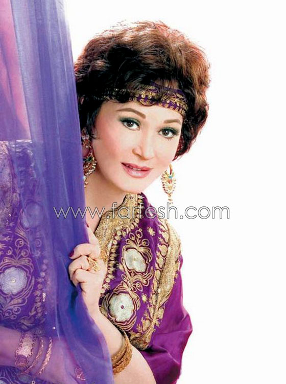 لبلبة: اعتبر عادل امام مثل زوجي وهو اكثر فنان قبّلني! صورة رقم 9 لبلبة: اعتبر عادل امام مثل زوجي وهو اكثر فنان قبّلني! صورة رقم 9