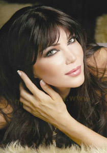 مي حريري: اغار من نجاح نجوى كرم وهيفاء اجمل فنانة عربية! صورة رقم 2