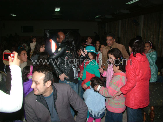 تكريم مروة نصر على اغنيه ارض واحده! صورة رقم 4 تكريم مروة نصر على اغنيه ارض واحده! صورة رقم 4