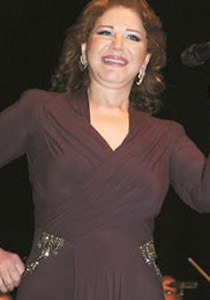 ميادة الحناوي حزينة ومتفائلة: ان سقطت سورية ستسقط الأمة العربية صورة رقم 1 ميادة الحناوي حزينة ومتفائلة: ان سقطت سورية ستسقط الأمة العربية صورة رقم 1