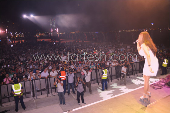 ميليسا افتتحت حفلات الـ ميليسا افتتحت حفلات الـ