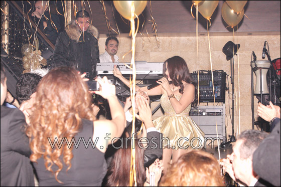 النجمة ميليسا تلهب الحضور ليلة رأس السنة! صورة رقم 5 النجمة ميليسا تلهب الحضور ليلة رأس السنة! صورة رقم 5