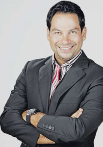 ميشال قزي يبحث عن زوجة ويأسف على احداث مصر! صورة رقم 3 ميشال قزي يبحث عن زوجة ويأسف على احداث مصر! صورة رقم 3