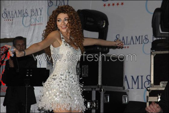 بالصور.. ميريام فارس تلهب الجمهور في قبرص!!  صورة رقم 10