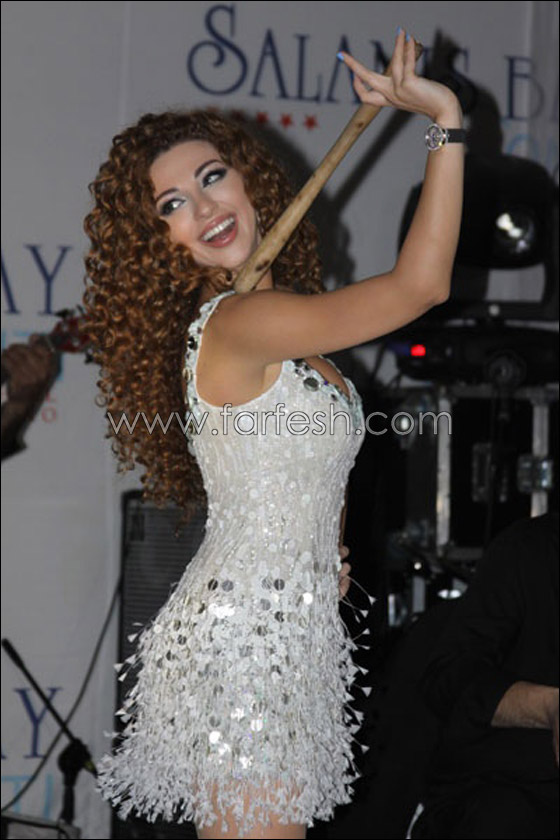 بالصور.. ميريام فارس تلهب الجمهور في قبرص!!  صورة رقم 4