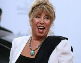 منى واصف: مشكلتي أنني مغرورة ومعجبة بنفسي وواثقة منها صورة رقم 2 منى واصف: مشكلتي أنني مغرورة ومعجبة بنفسي وواثقة منها صورة رقم 2