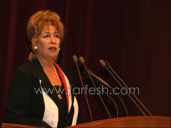 الى ماذا تستعد الفنانة السورية منى واصف؟!   صورة رقم 3