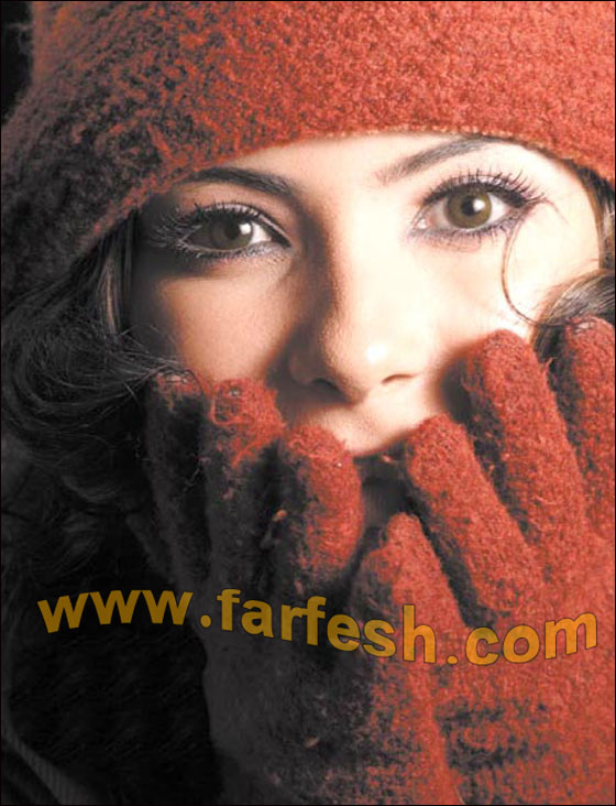 منى زكي مصرّة على رحيل مبارك وتخشى حدوث فوضى بعد تنحيه صورة رقم 9 منى زكي مصرّة على رحيل مبارك وتخشى حدوث فوضى بعد تنحيه صورة رقم 9