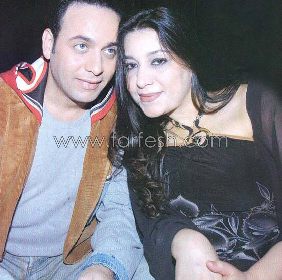 مصطفى قمر برفقة زوجته في حفل جمع العديد من الفنانين!   صورة رقم 5