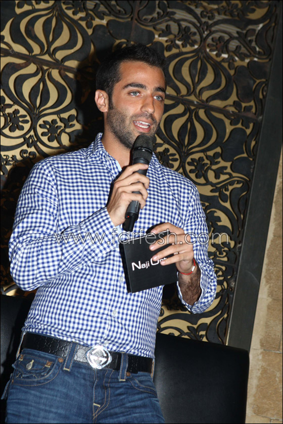 بالصور.. الفنان ناجي الاسطا يطلق بالصور.. الفنان ناجي الاسطا يطلق