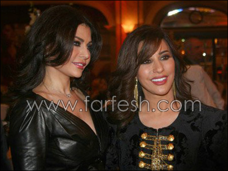 هيفا تفاجيء نجوى كرم وتحتفل معها بتجديد تعاقدها مع روتانا صورة رقم 6 هيفا تفاجيء نجوى كرم وتحتفل معها بتجديد تعاقدها مع روتانا صورة رقم 6