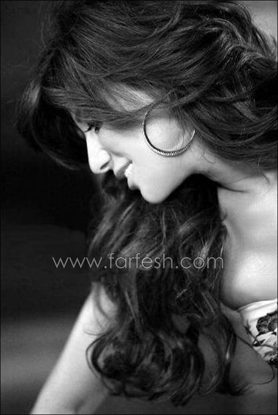 صورة اليسا وهي تتسوق بدون مكياج تثير الدهشة!  صورة رقم 12