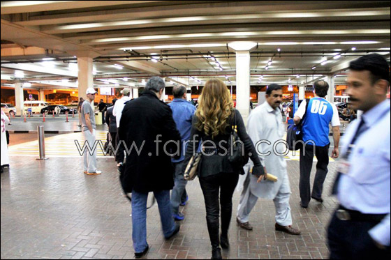 اشتعال الحرب بين معجبي نوال ووائل بحفل ليالي دبي!  صورة رقم 11