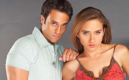 نيللي كريم: أحب الأطفال وأعشق جو الأسرة وأقدس الأمومة!!  صورة رقم 10