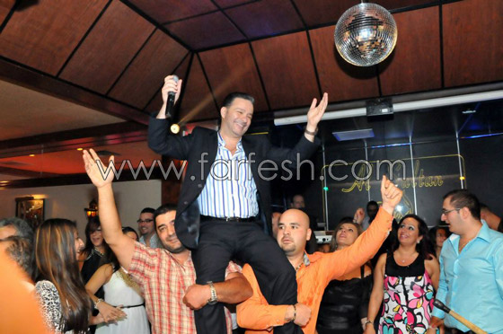 حفل مميز لـ حفل مميز لـ