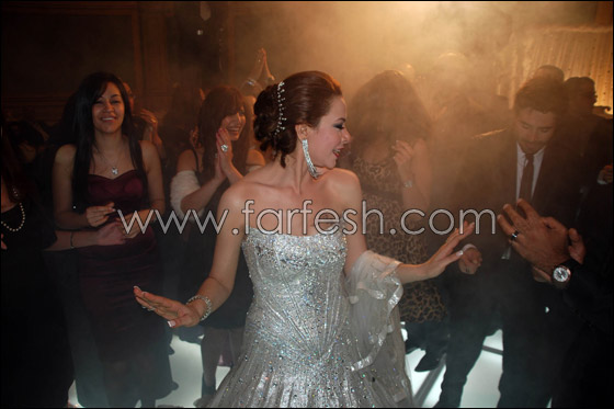 بالصور.. ألفت عمر ترتدي آخر تصميمات داغر في حفل زفافها    صورة رقم 25