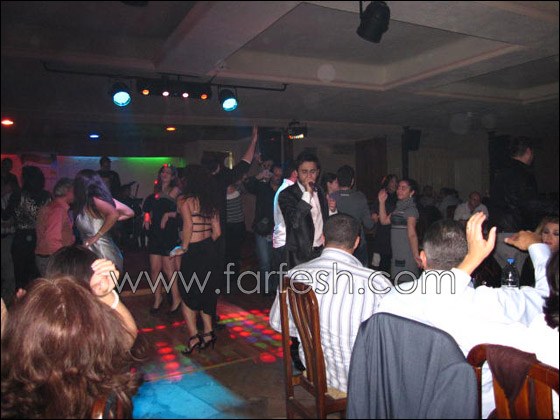 جماهير حاشدة تفوق كل التصورات في حفلات عمر جاد!   صورة رقم 2