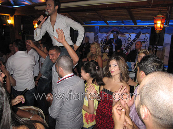 بالصور.. عمر جاد يتألّق في مطعم الكوخ عالية       صورة رقم 9