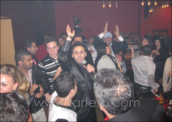 عمر جاد يشارك جمهوره أجواء عيد الحب!  صورة رقم 3