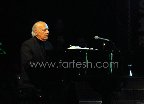 بالصور.. الموسيقار عمر خيرت وسط 3000 شخص!! صورة رقم 1 بالصور.. الموسيقار عمر خيرت وسط 3000 شخص!! صورة رقم 1