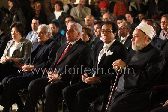 عمر الشريف سيخضع إلى عملية تغيير مفصل فخذه    صورة رقم 5