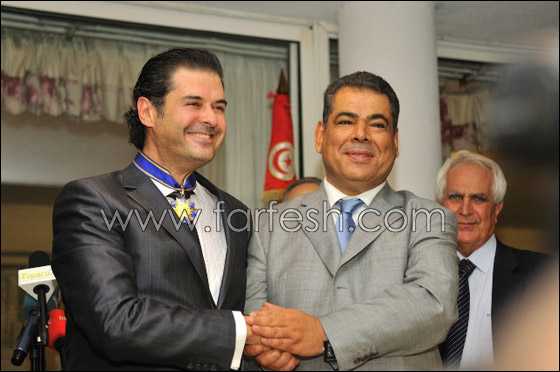 راغب يلتقي شاكيراً خلال ايام وتونس تكرمه بعد الصافي وفيروز صورة رقم 9 راغب يلتقي شاكيراً خلال ايام وتونس تكرمه بعد الصافي وفيروز صورة رقم 9