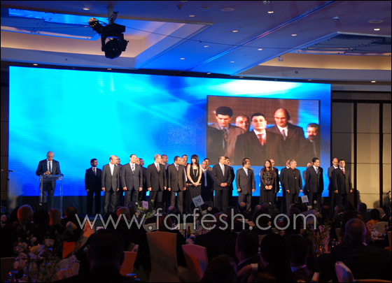 راغب علامة يبدع بأجمل اغانيه في حفل الوادي!! صورة رقم 10 راغب علامة يبدع بأجمل اغانيه في حفل الوادي!! صورة رقم 10