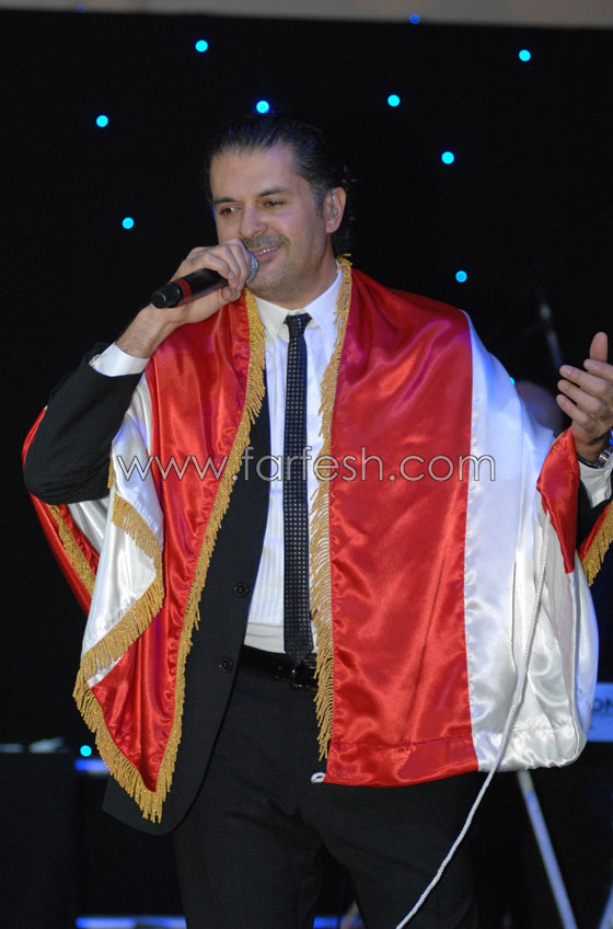 بالصور.. راغب علامة يحيي حفل في السفارة اللبنانية قطر! صورة رقم 2 بالصور.. راغب علامة يحيي حفل في السفارة اللبنانية قطر! صورة رقم 2